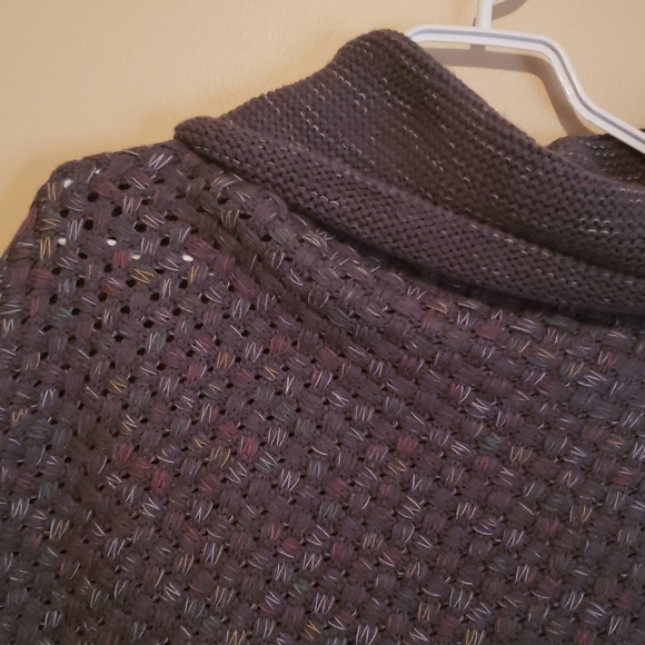 Steve Madden poncho sweater - Picture 2 of 3